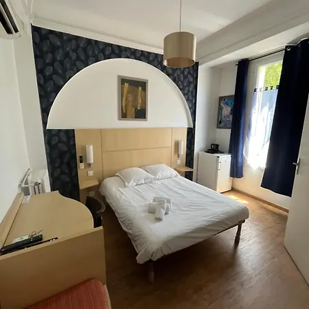 Trianon Otel