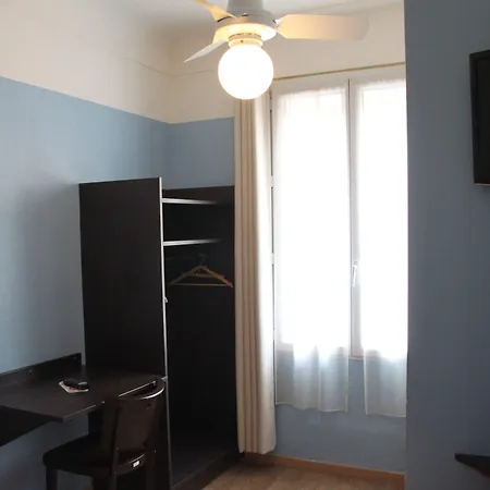 Trianon Otel