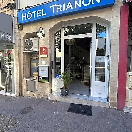 Trianon מלון